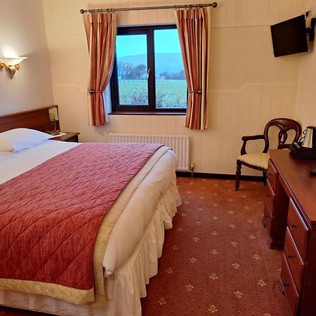 Corthna Lodge Schull Bagian luar foto