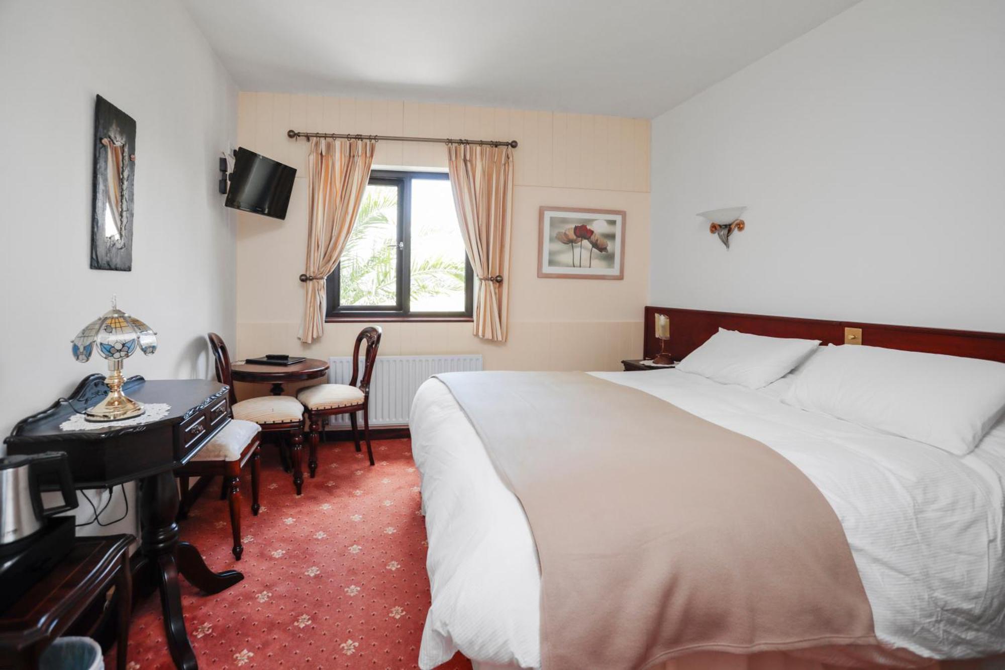 Corthna Lodge Schull Bagian luar foto