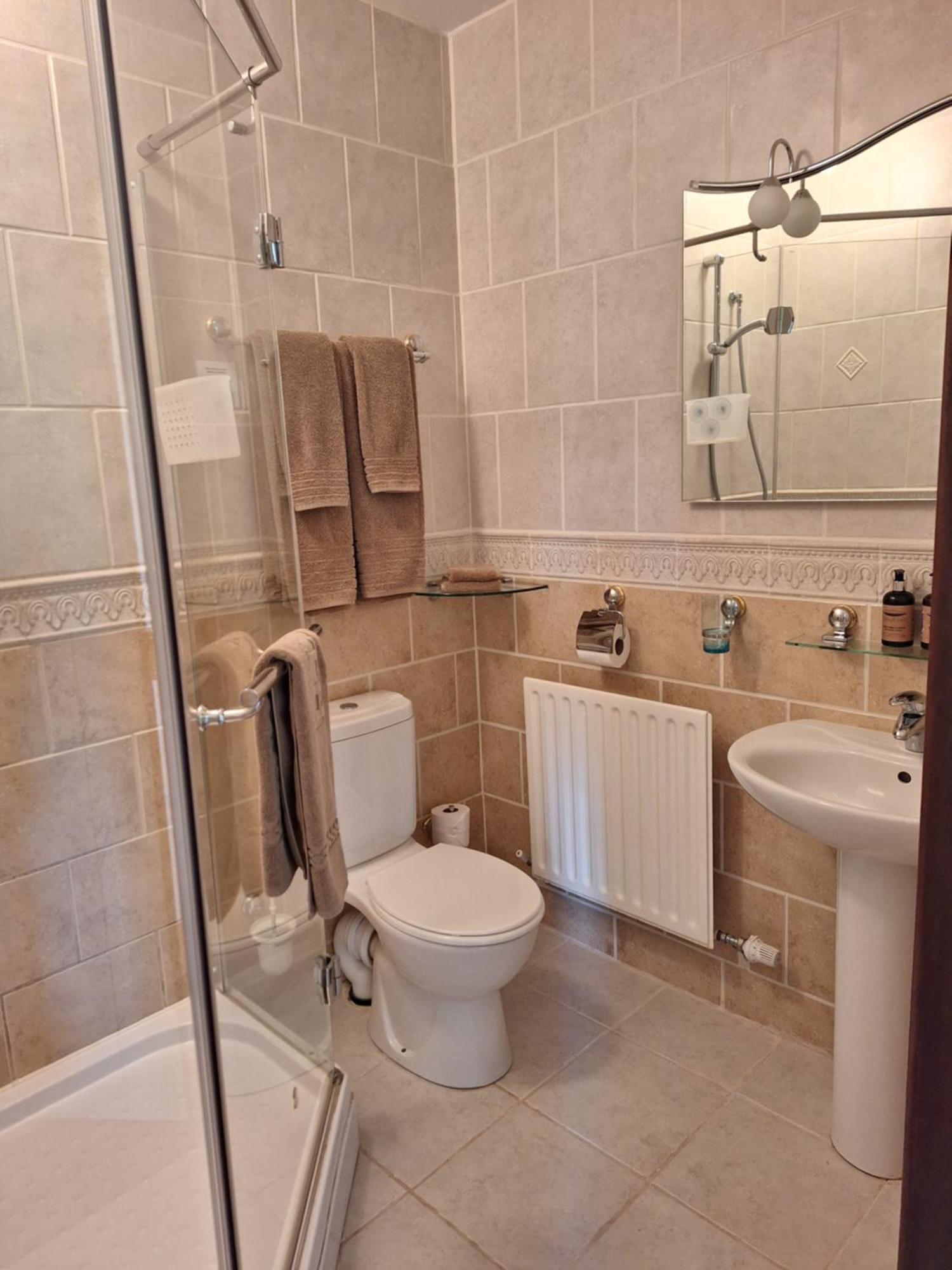 Corthna Lodge Schull Bagian luar foto